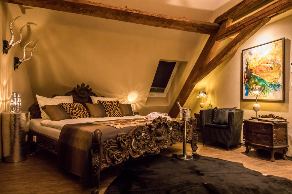 AFRICAN NIGHT DINNER – Classic Lodge IMPALA LOUNGE